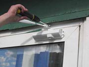 Монтаж доводчиков